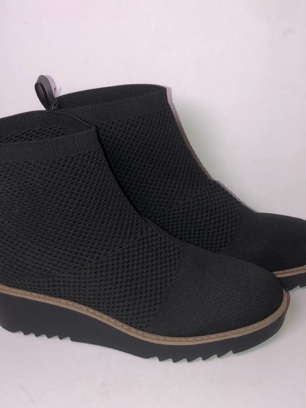 Bandolino Black Knit Wedge Ankle Boots US 9 Like New - Picture 3 of 13